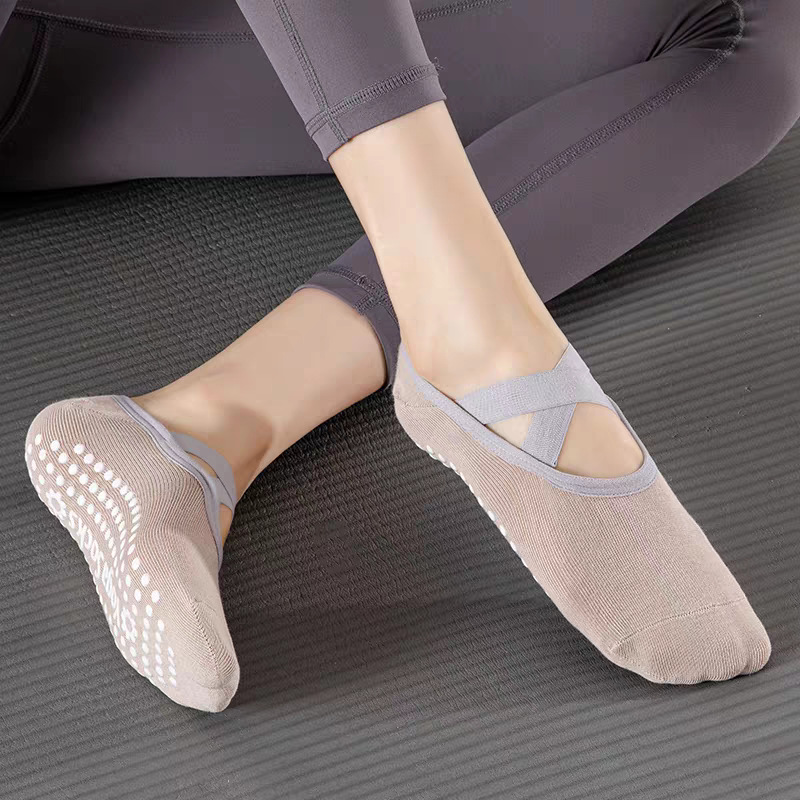 Professional Women Yoga Sock S - Pilates & Yoga Vertebrasana review and price